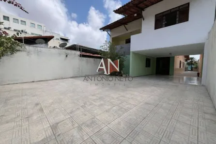 Casa com 4 Quartos à venda, 600m² no Cambeba, Fortaleza