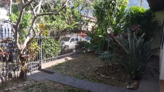 Sobrado com 4 Quartos à venda, 242m² no São Francisco, Niterói