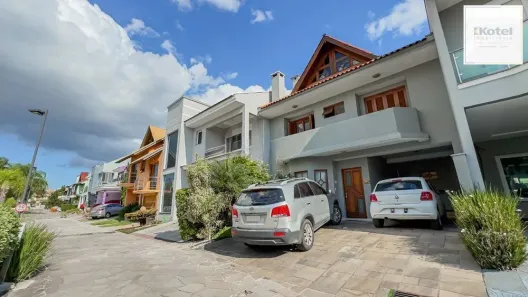 Casa de Condomínio com 4 Quartos à venda, 300m² no Sarandi, Porto Alegre