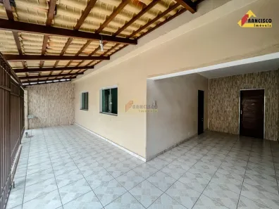 Casa com 3 Quartos à venda, 215m² no Porto Velho, Divinópolis