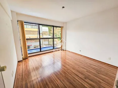 Sala Comercial à venda, 33m² no Várzea, Teresópolis