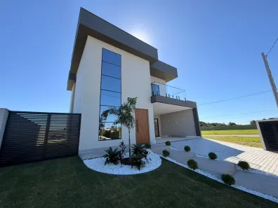 Casa de Condomínio com 3 Quartos à venda, 173m² no Ogiva, Cabo Frio