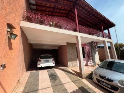 Sobrado com 4 Quartos à venda, 206m² no Jardim do Lago, Jundiaí