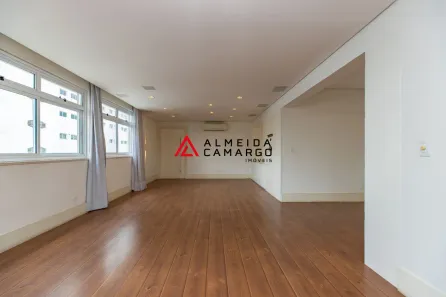 Apartamento com 2 Quartos à venda, 180m² no Cerqueira César, São Paulo