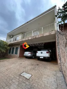 Sobrado com 4 Quartos à venda, 435m² no Parque São Quirino, Campinas
