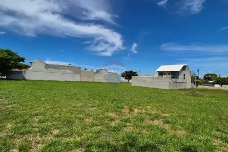 Lote/Terreno à venda, 375m² no São Mateus, São Pedro da Aldeia