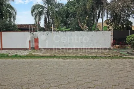 Lote/Terreno à venda, 240m² no Parque Balneario Oasis, Peruíbe
