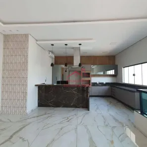 Casa com 3 Quartos para alugar, 170m² no Bandeirantes, Londrina