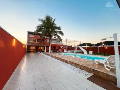 Sobrado com 7 Quartos à venda, 420m² no Albatroz, Matinhos