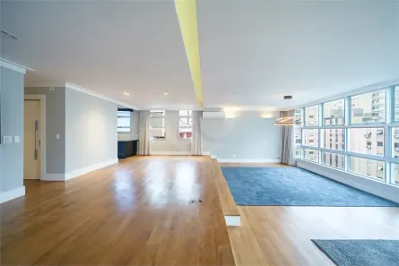 Apartamento com 3 Quartos à venda, 240m² no Cerqueira César, São Paulo