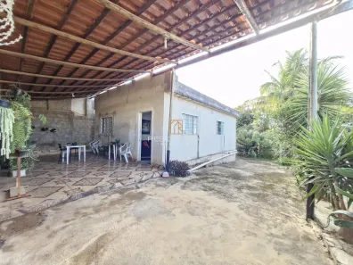 Casa com 2 Quartos à venda, 60m² no Santos Dumont, Divinópolis