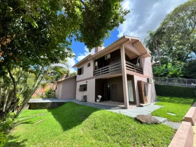 Casa com 3 Quartos à venda, 253m² no Vila Nova, Novo Hamburgo