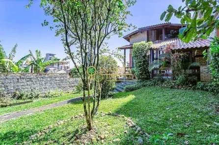 Casa com 3 Quartos à venda, 250m² no Centro, Florianópolis