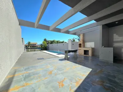Casa de Condomínio com 3 Quartos à venda, 230m² no Bosque Beira Rio, Rio das Ostras