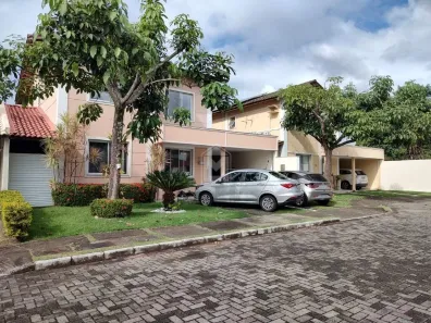Casa de Condomínio com 3 Quartos para alugar, 170m² no Santa Luzia, Serra