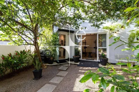 Casa com 4 Quartos para alugar, 200m² no Agronômica, Florianópolis