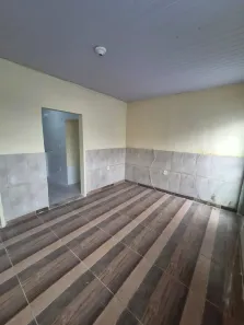 Casa com 2 Quartos para alugar, 50m² no Bento Ribeiro, Rio de Janeiro