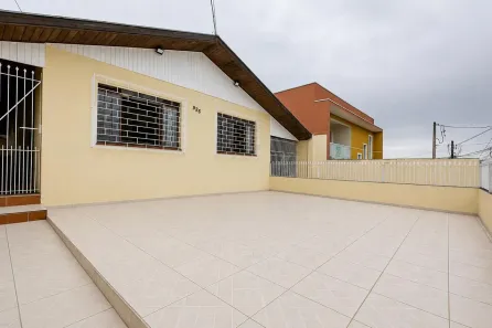 Casa com 4 Quartos à venda, 174m² no Xaxim, Curitiba