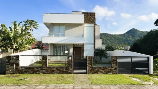 Casa com 3 Quartos à venda, 264m² no Pântano do Sul, Florianópolis