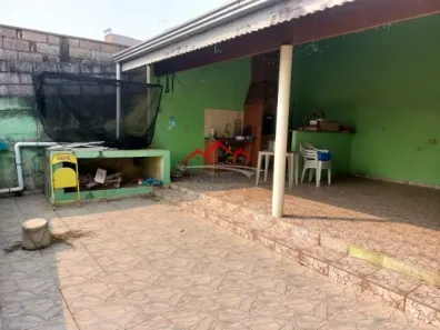 Casa com 2 Quartos à venda, 189m² no Vila M Genoveva, Jundiaí