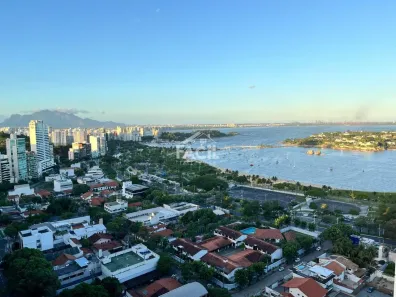 Apartamento com 3 Quartos à venda, 108m² no Enseada do Suá, Vitória