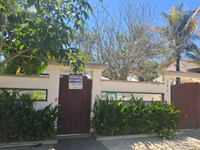 Casa com 8 Quartos à venda, 360m² no Jaconé (Sampaio Correia), Saquarema