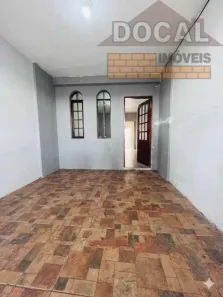 Sobrado com 2 Quartos à venda, 63m² no Parque Pinheiros, Taboão da Serra