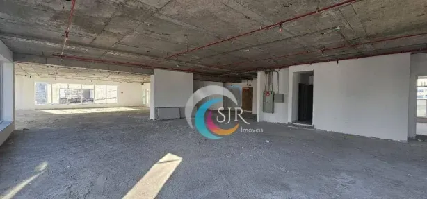 Sala Comercial para alugar, 244m² no Pinheiros, São Paulo