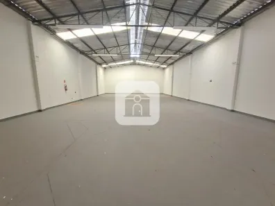 Galpão/Depósito/Armazém para alugar, 395m² no Santa Mônica, Uberlândia