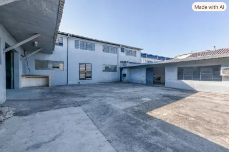 Imóvel Comercial à venda, 400m² no Bacacheri, Curitiba