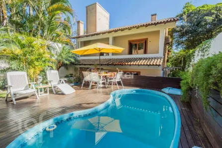 Casa com 4 Quartos à venda, 576m² no Chácara das Pedras, Porto Alegre