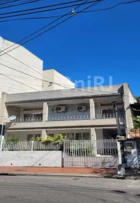 Casa com 4 Quartos à venda, 420m² no Santa Rosa, Niterói