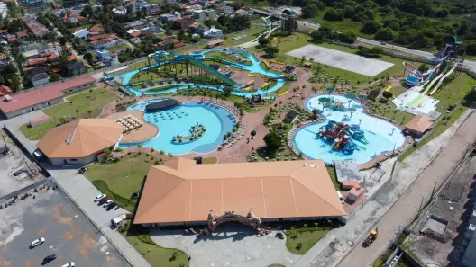 Casa de Condomínio com 5 Quartos à venda, 170m² no , Tamandaré