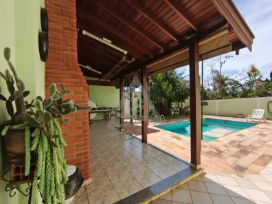 Casa com 3 Quartos à venda, 219m² no Parque das Universidades, Campinas
