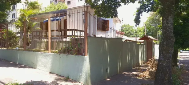 Casa com 7 Quartos à venda, 145m² no Centro, Canoas