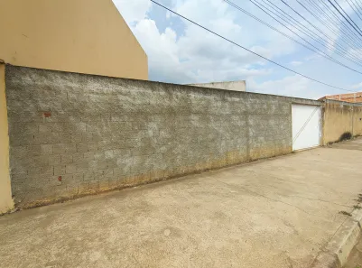 Lote/Terreno à venda, 170m² no Arapoanga, Brasília