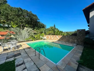 Casa com 4 Quartos à venda, 1052m² no Itaipu, Niterói