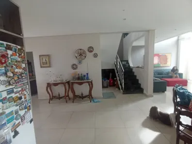 Casa de Condomínio com 4 Quartos à venda, 290m² no Cidade Universitária, Petrolina