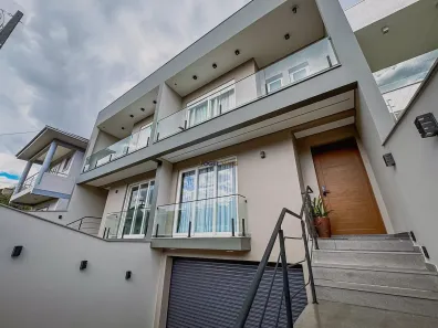 Casa de Condomínio com 3 Quartos à venda, 200m² no Marechal Rondon, Canoas