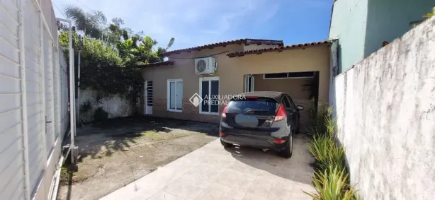 Casa com 3 Quartos à venda, 120m² no Jardim Itu, Porto Alegre
