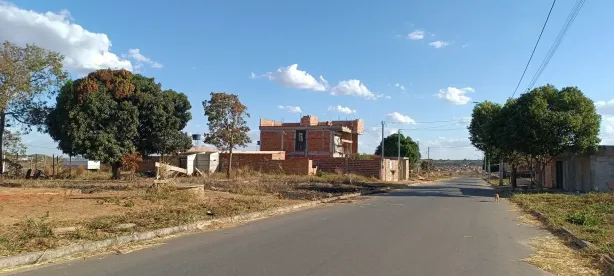 Lote/Terreno à venda, 270m² no Independência, Aparecida de Goiânia