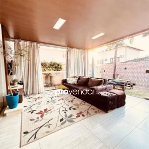 Casa de Condomínio com 3 Quartos à venda, 276m² no Jardins Madri, Goiânia
