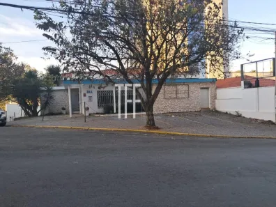Imóvel Comercial com 11 Quartos para alugar, 424m² no Cambuí, Campinas