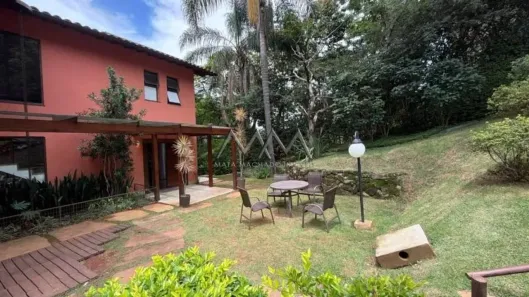 Casa de Condomínio com 6 Quartos para alugar, 570m² no Vila Alpina, Nova Lima