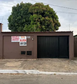 Casa com 3 Quartos para alugar, 190m² no Jardim América, Goiânia