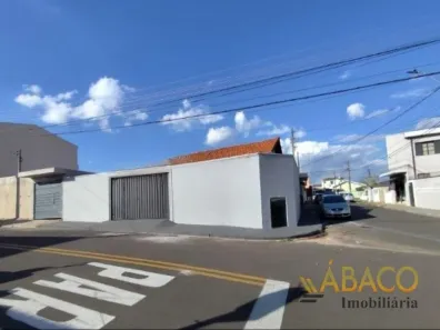 Casa com 3 Quartos para alugar, 180m² no Vila Costa do Sol, São Carlos