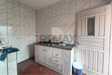 Casa com 2 Quartos para alugar, 76m² no Jardim Zaira, Mauá