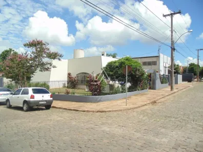 Casa com 4 Quartos à venda, 240m² no Vila Cruzeiro, Passo Fundo