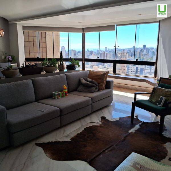 Apartamento com 3 quartos — Sion, Belo Horizonte