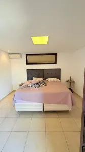 Casa de Condomínio com 4 Quartos para alugar, 460m² no Jardins Paris, Goiânia